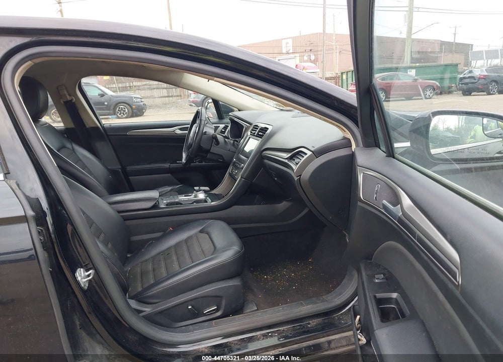 2017 FORD FUSION SE VIN: 3FA6P0HD2HR165885