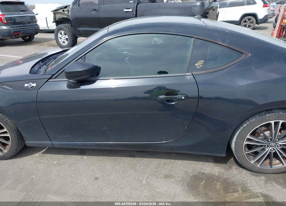 2014 SCION FR-S VIN: JF1ZNAA14E8705422