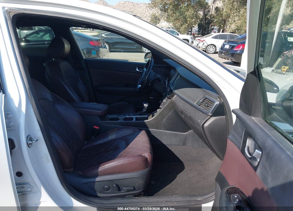 2016 KIA OPTIMA SXL TURBO VIN: 5XXGV4L28GG049301
