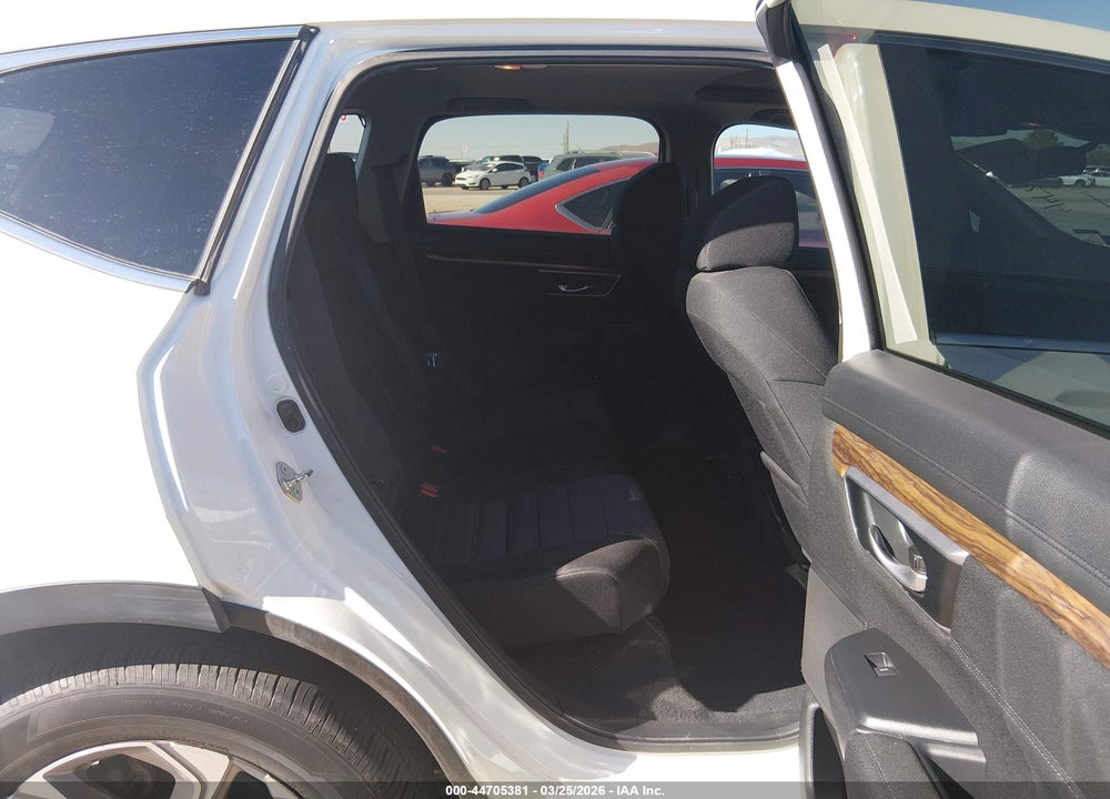 2018 HONDA CR-V EX VIN: 2HKRW1H56JH511101