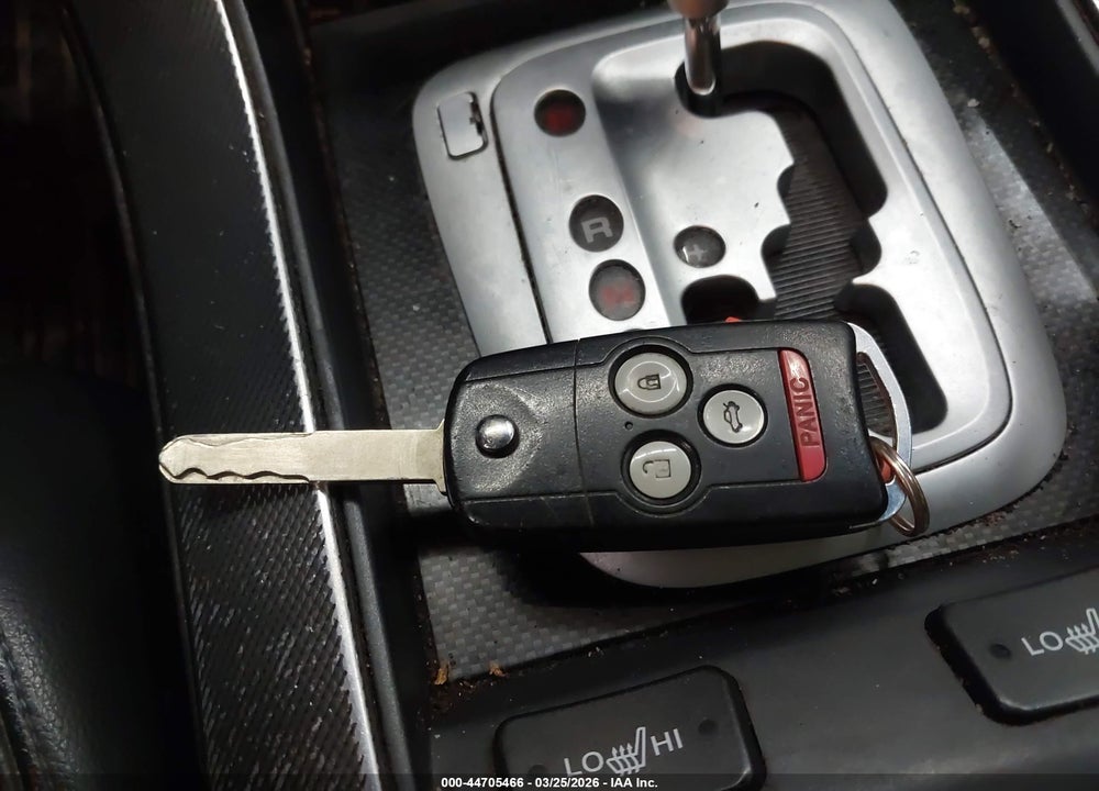 2007 ACURA TL TYPE S VIN: 19UUA76547A004066