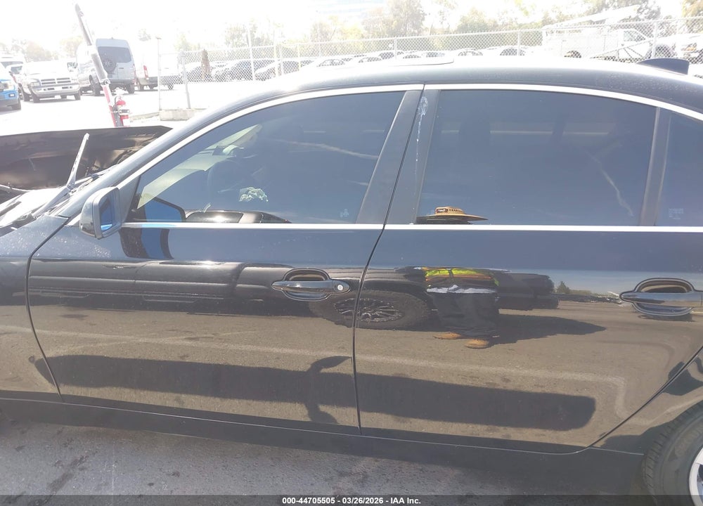2007 BMW 525I VIN: WBANE53517CY04146