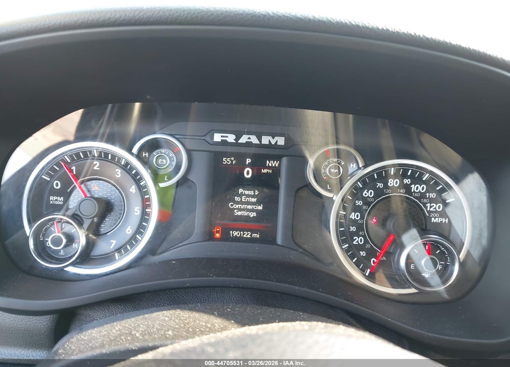 2019 RAM 2500 BIG HORN  4X4 8' BOX VIN: 3C6UR5JJ2KG653849