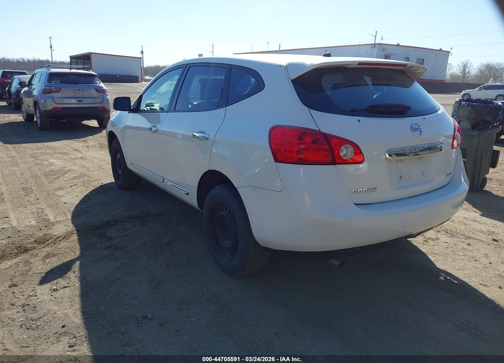 2013 NISSAN ROGUE S VIN: JN8AS5MV7DW652333