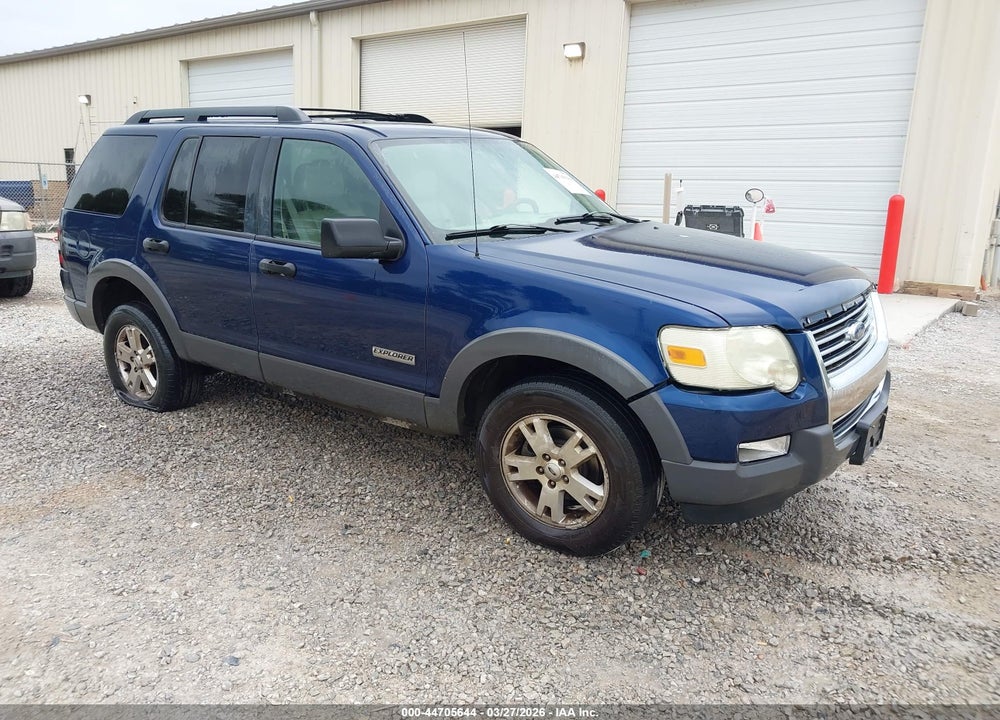 2006 FORD EXPLORER XLT VIN: 1FMEU63886UA53217