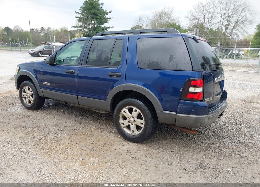 2006 FORD EXPLORER XLT VIN: 1FMEU63886UA53217