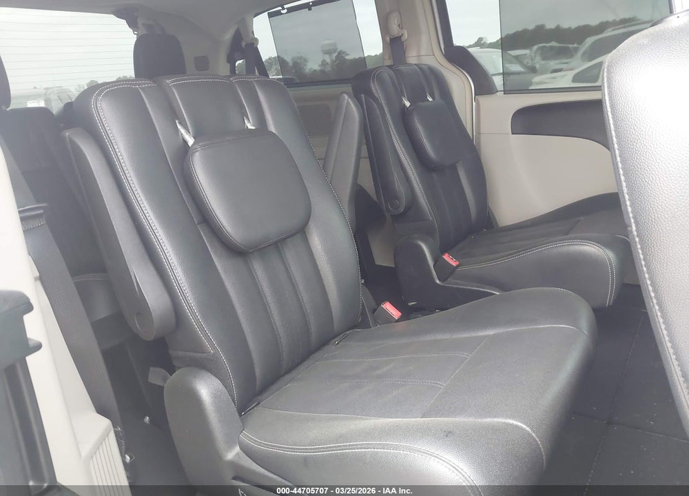 2014 CHRYSLER TOWN & COUNTRY TOURING VIN: 2C4RC1BGXER277315