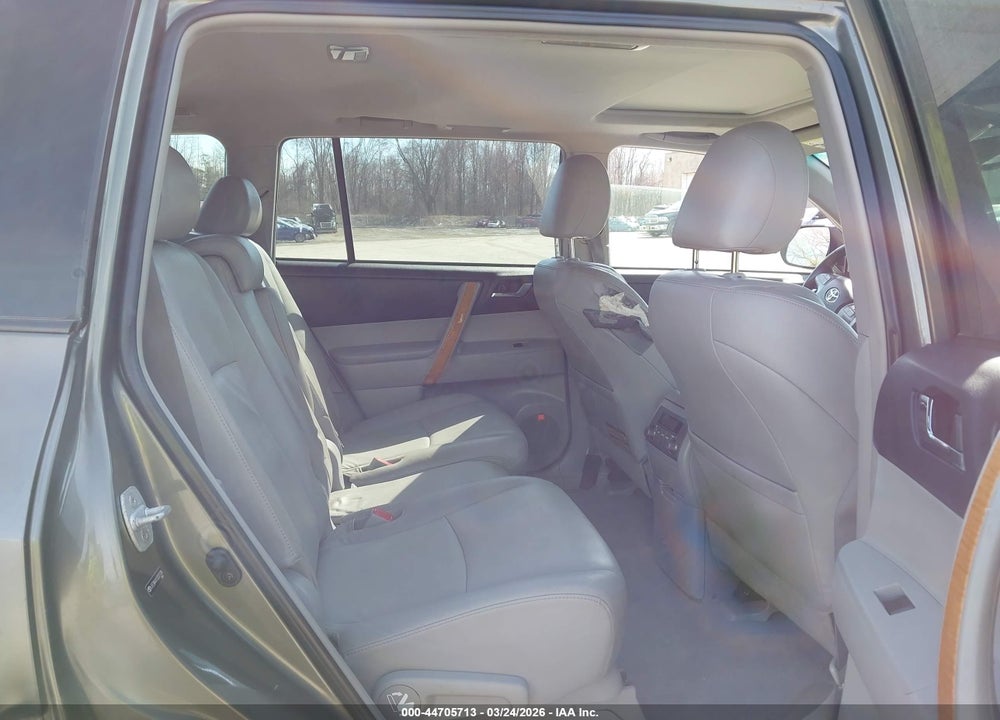 2008 TOYOTA HIGHLANDER HYBRID LIMITED VIN: JTEEW44A182021286