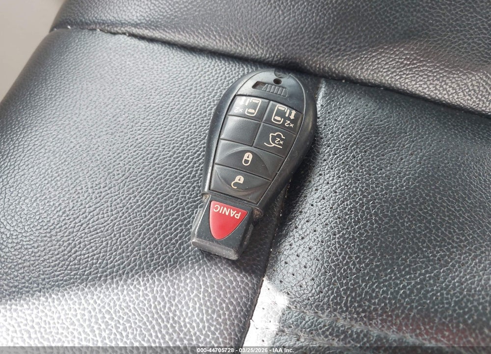 2012 CHRYSLER TOWN & COUNTRY TOURING VIN: 2C4RC1BG0CR338006
