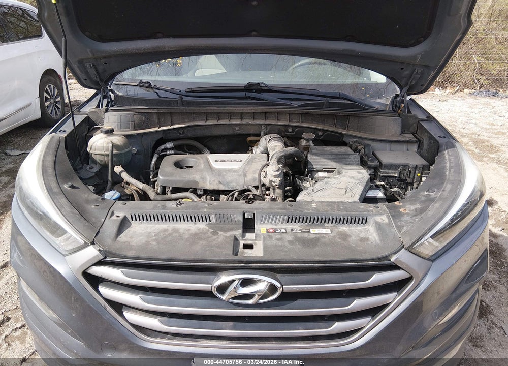 2017 HYUNDAI TUCSON SPORT VIN: KM8J33A22HU286611