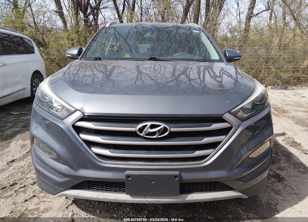 2017 HYUNDAI TUCSON SPORT VIN: KM8J33A22HU286611