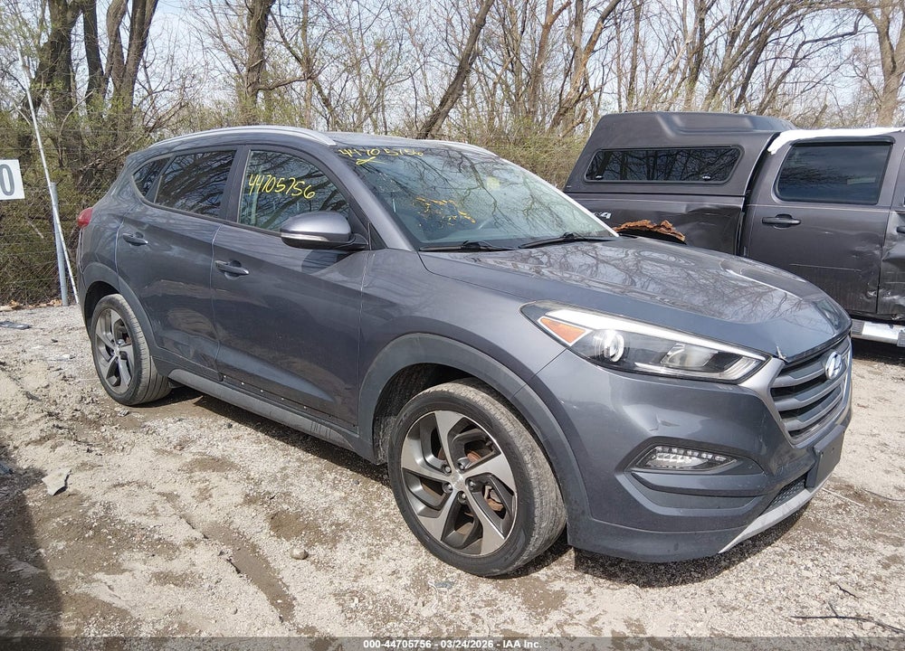 2017 HYUNDAI TUCSON SPORT VIN: KM8J33A22HU286611