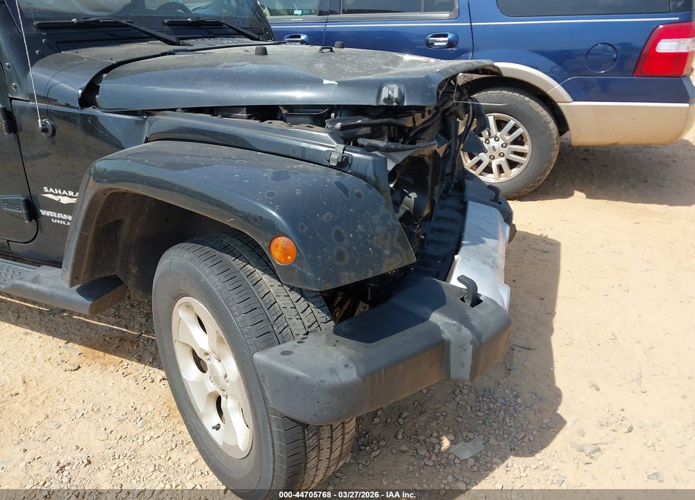 2015 JEEP WRANGLER UNLIMITED SAHARA VIN: 1C4BJWEG2FL613078