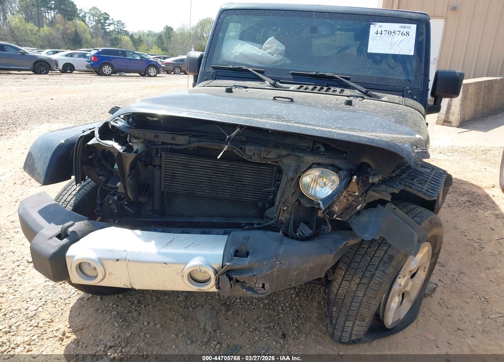 2015 JEEP WRANGLER UNLIMITED SAHARA VIN: 1C4BJWEG2FL613078
