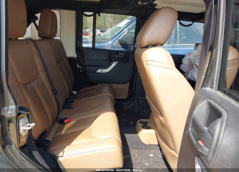 2015 JEEP WRANGLER UNLIMITED SAHARA VIN: 1C4BJWEG2FL613078