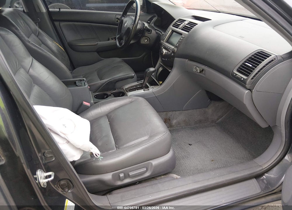 2006 HONDA ACCORD 3.0 EX VIN: 1HGCM66886A070545