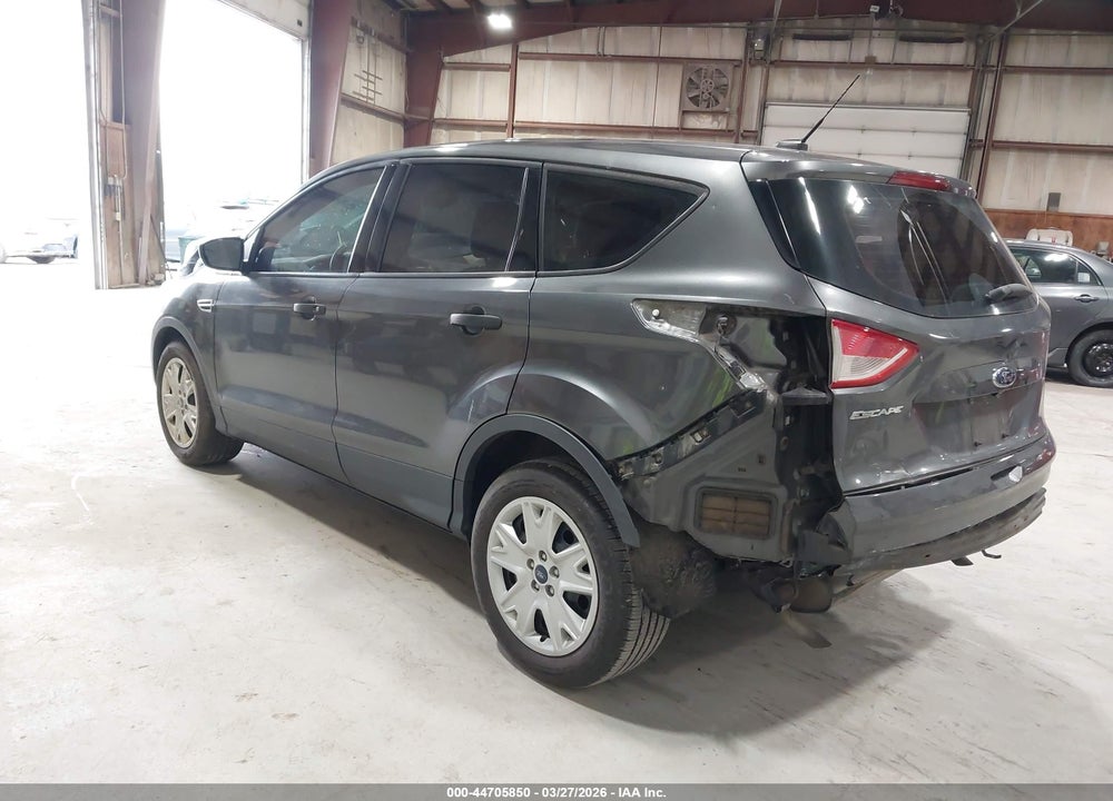 2016 FORD ESCAPE S VIN: 1FMCU0F7XGUC57882