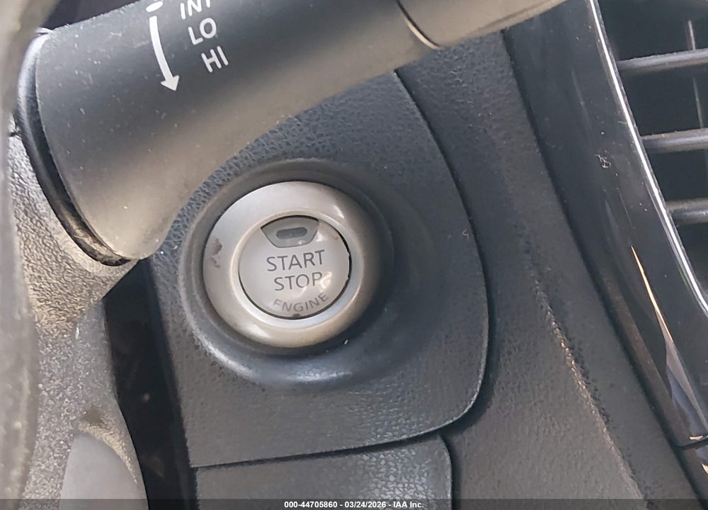 2011 NISSAN JUKE SL VIN: JN8AF5MV8BT027443