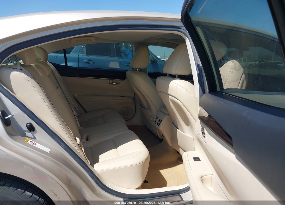 2013 LEXUS ES 350 VIN: JTHBK1GG4D2021924
