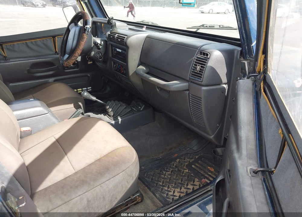 2000 JEEP WRANGLER SE VIN: 1J4FA29P0YP777729