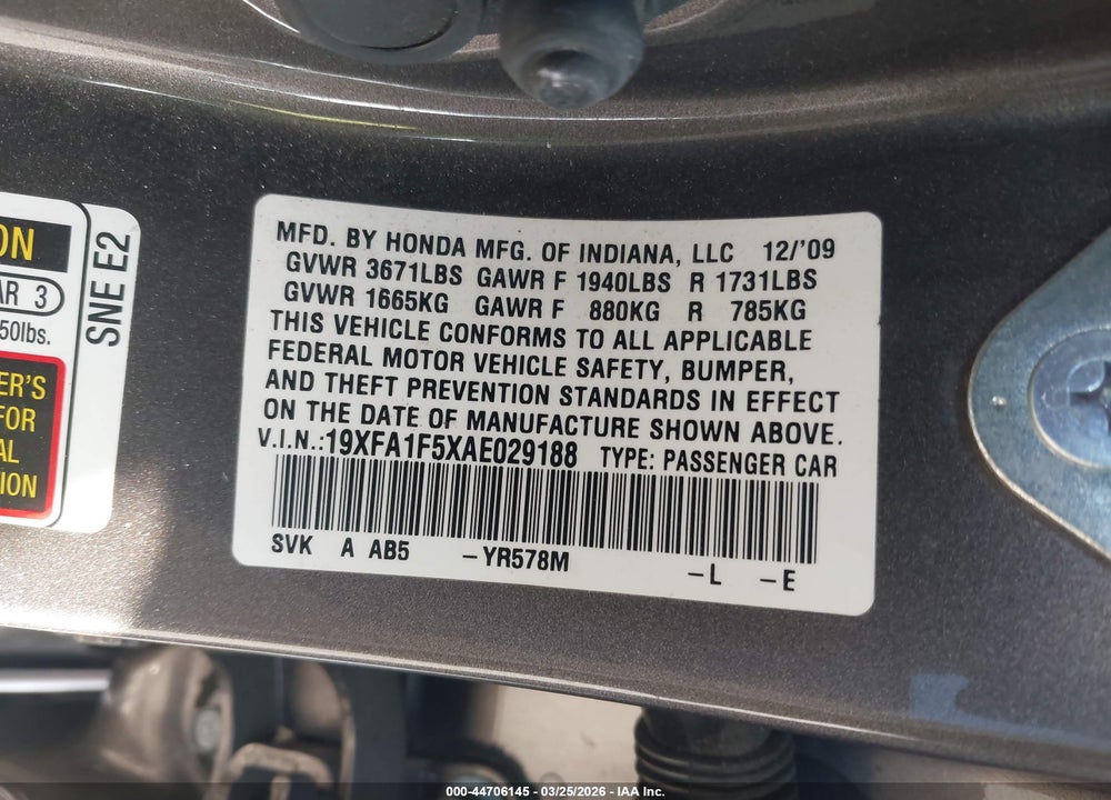 2010 HONDA CIVIC LX VIN: 19XFA1F5XAE029188