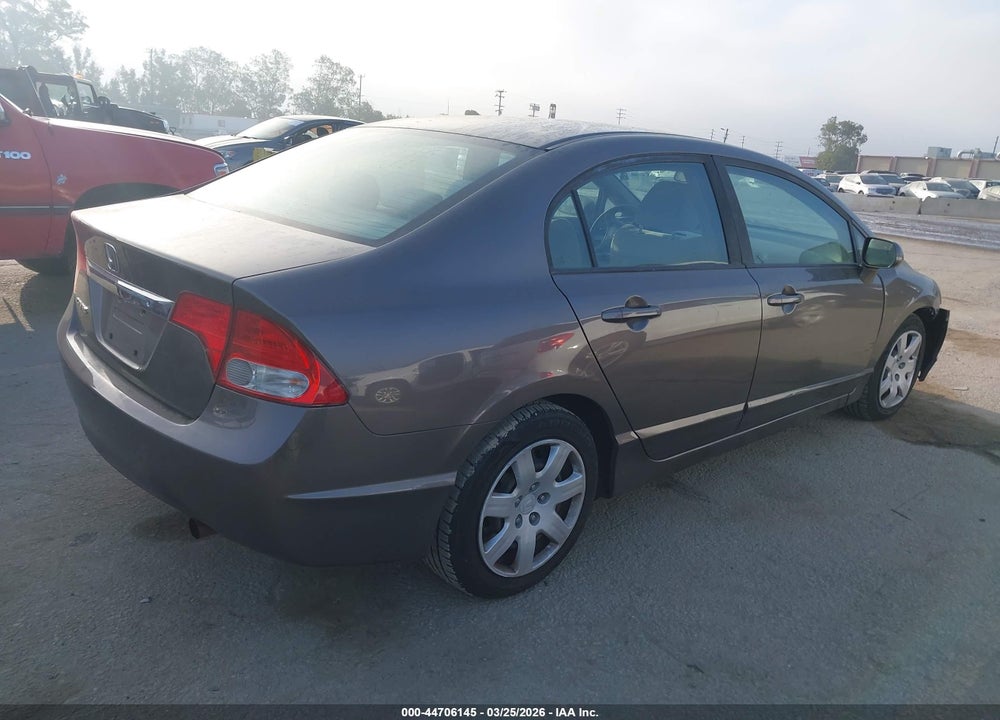 2010 HONDA CIVIC LX VIN: 19XFA1F5XAE029188