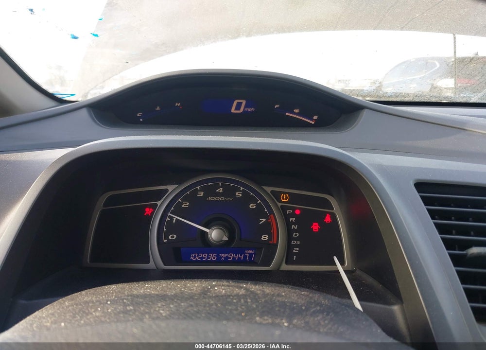 2010 HONDA CIVIC LX VIN: 19XFA1F5XAE029188