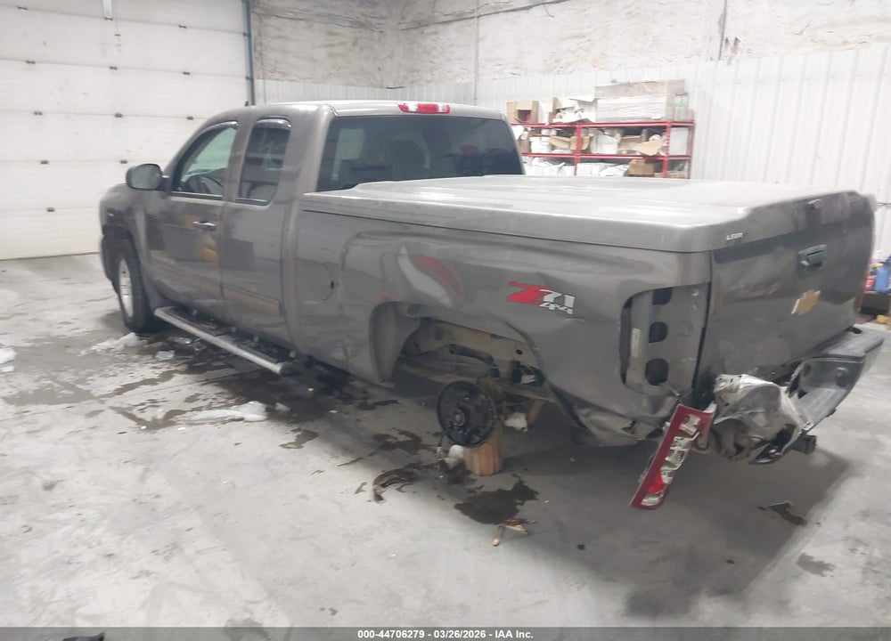 2013 CHEVROLET SILVERADO 1500 LT VIN: 1GCRKSE72DZ279083