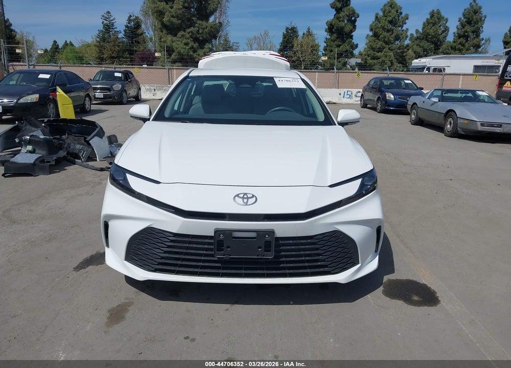 2025 TOYOTA CAMRY LE VIN: 4T1DAACK8SU135655