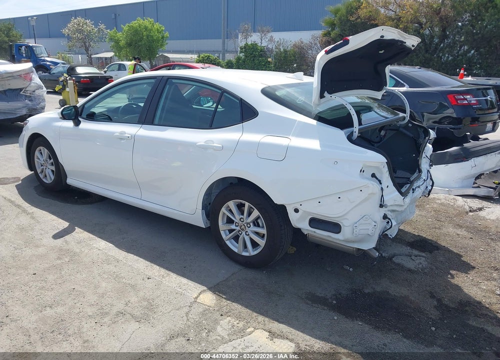 2025 TOYOTA CAMRY LE VIN: 4T1DAACK8SU135655