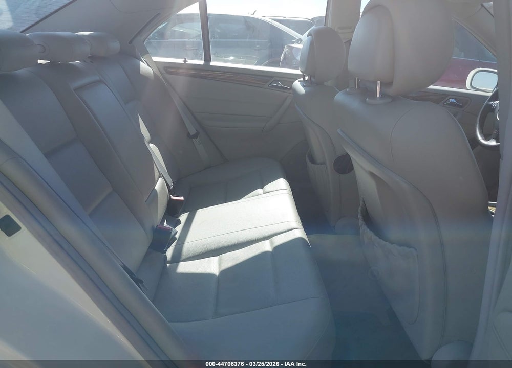2007 MERCEDES-BENZ C 230 SPORT VIN: WDBRF52H17F891654