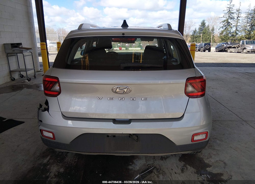 2022 HYUNDAI VENUE SEL VIN: KMHRC8A37NU186170
