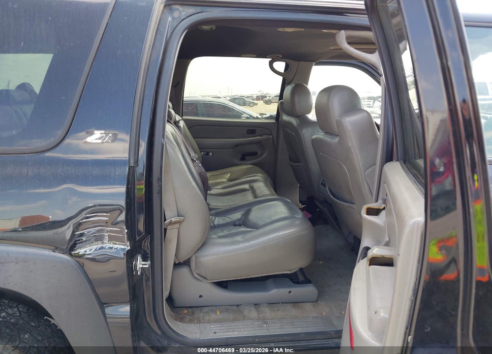 2004 CHEVROLET SUBURBAN 1500 Z71 VIN: 3GNFK16Z14G314099