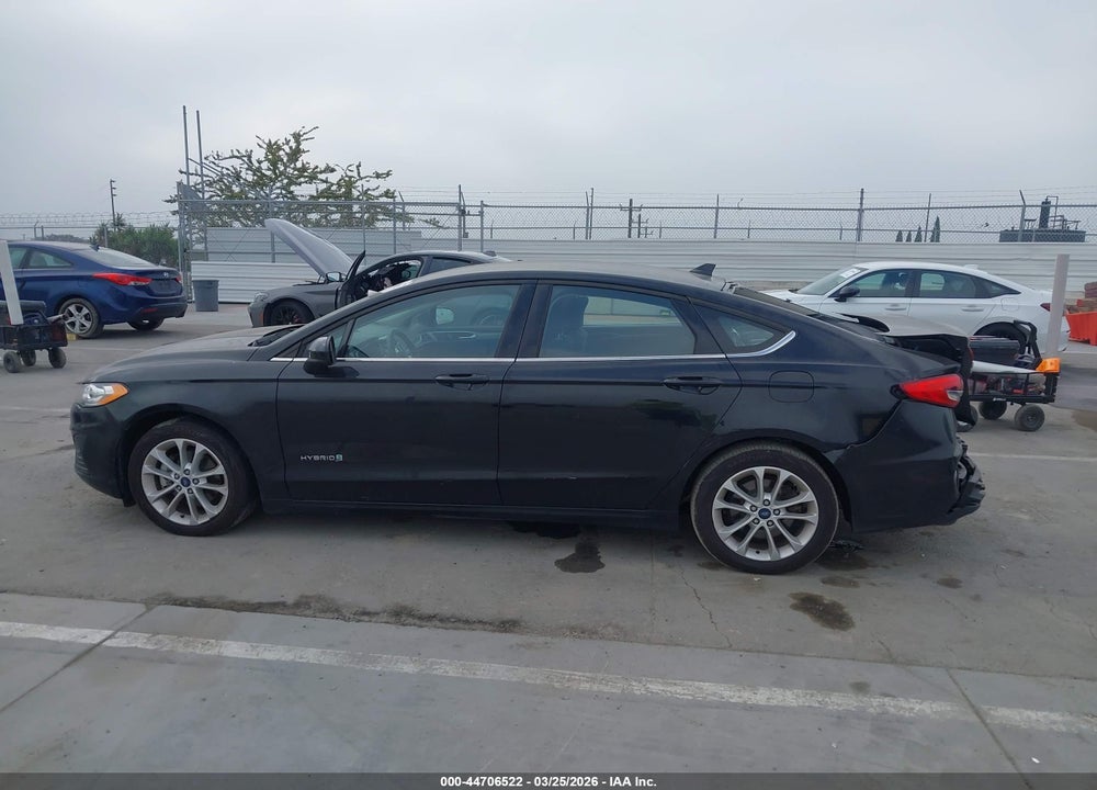 2019 FORD FUSION HYBRID SE VIN: 3FA6P0LU7KR200841