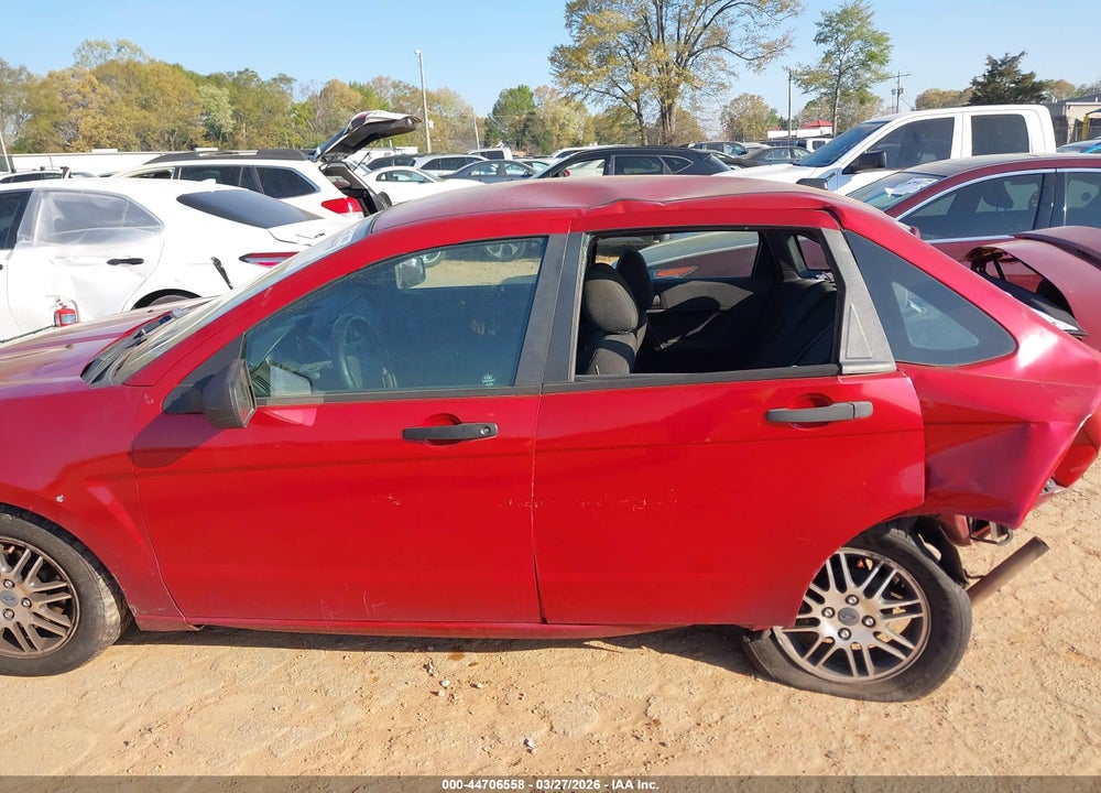 2010 FORD FOCUS SE VIN: 1FAHP3FN1AW245820