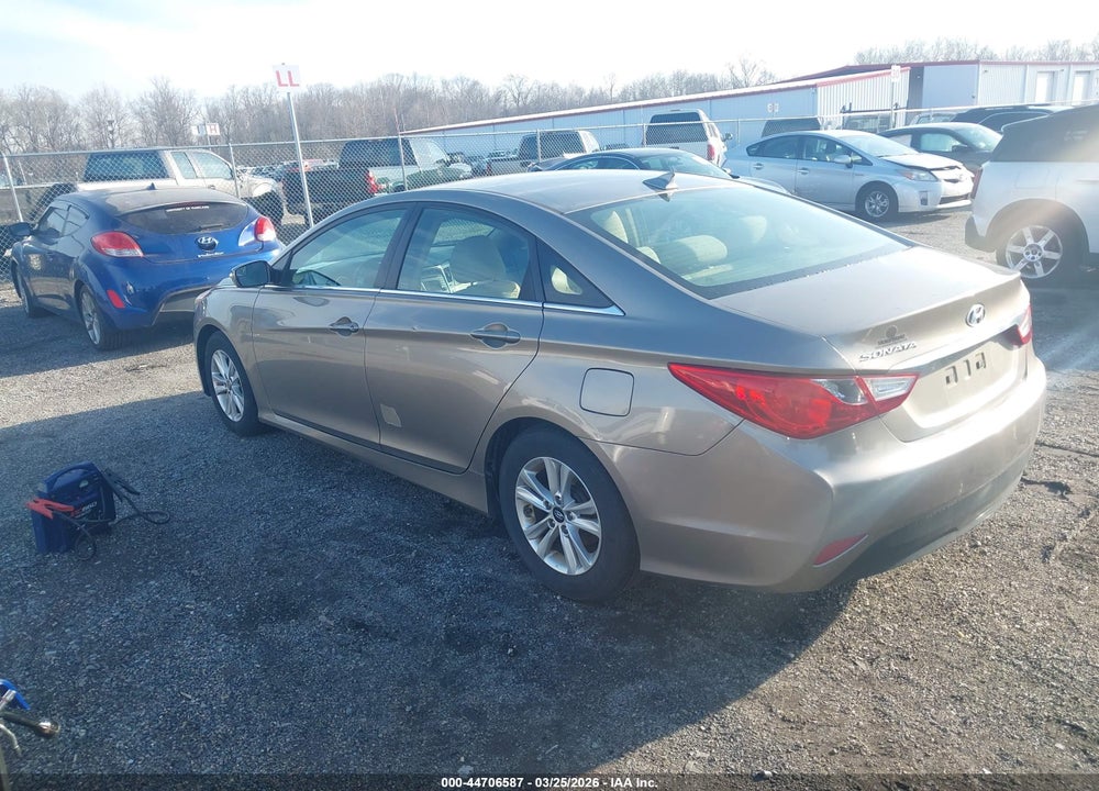 2014 HYUNDAI SONATA GLS VIN: 5NPEB4ACXEH907476