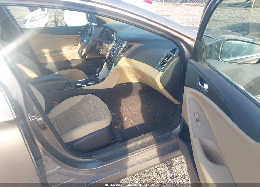 2014 HYUNDAI SONATA GLS VIN: 5NPEB4ACXEH907476