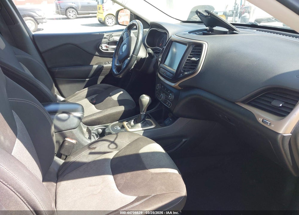 2014 JEEP CHEROKEE LATITUDE VIN: 1C4PJLCB3EW171615