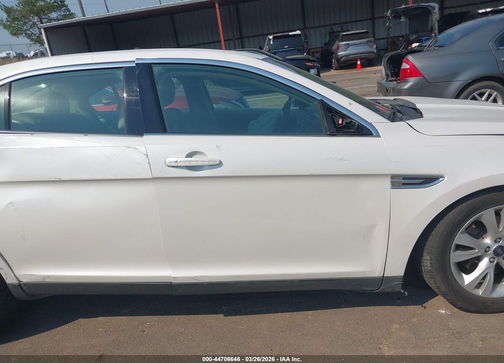 2011 FORD TAURUS SEL VIN: 1FAHP2EW0BG133090