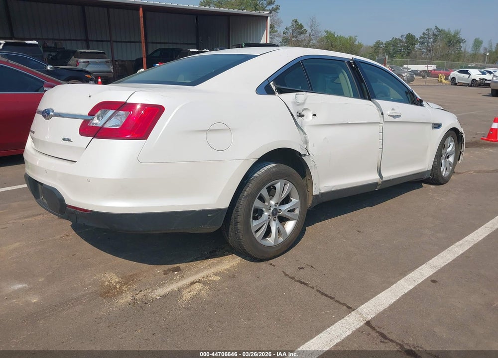 2011 FORD TAURUS SEL VIN: 1FAHP2EW0BG133090
