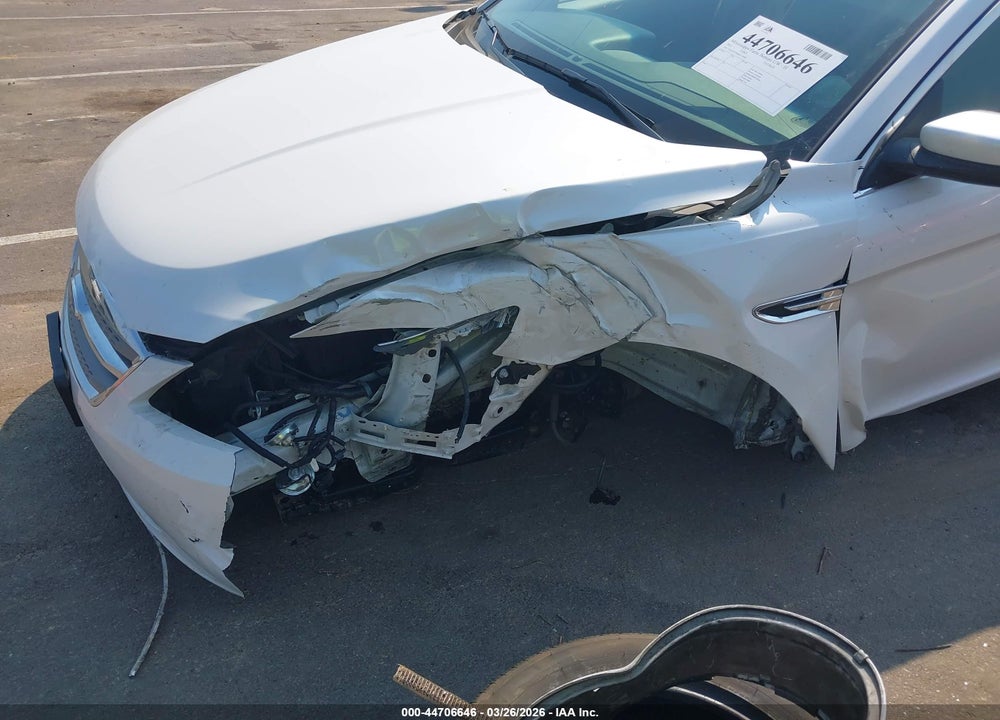 2011 FORD TAURUS SEL VIN: 1FAHP2EW0BG133090