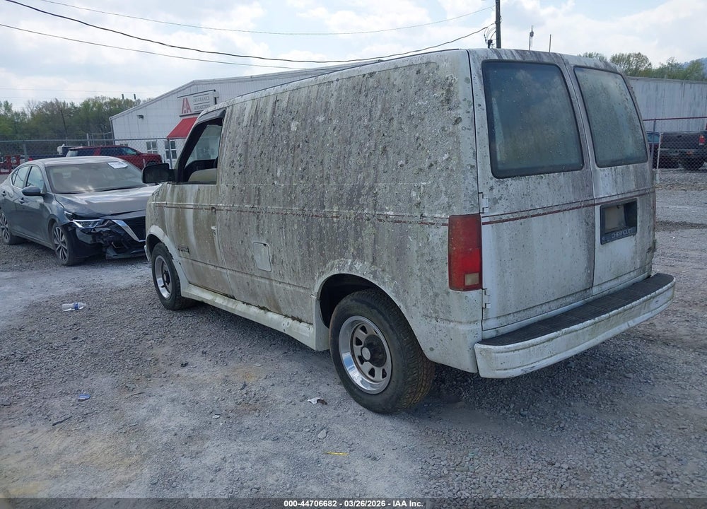 1993 CHEVROLET ASTRO VIN: 1GCDM15Z0PB116784