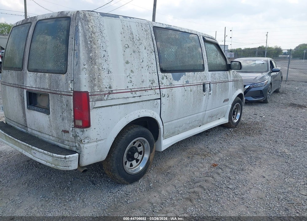 1993 CHEVROLET ASTRO VIN: 1GCDM15Z0PB116784