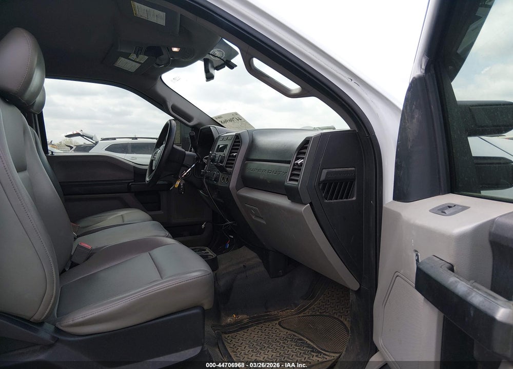 2018 FORD F-250 XL VIN: 1FD7X2B63JEC11703