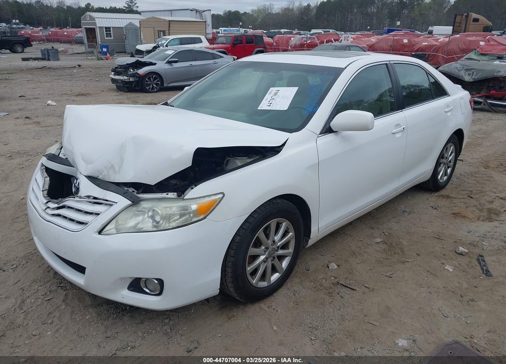 2011 TOYOTA CAMRY XLE VIN: 4T1BF3EK4BU757199