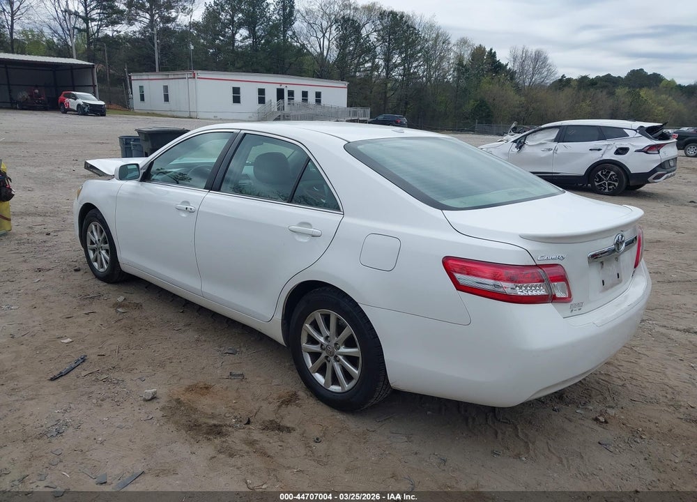 2011 TOYOTA CAMRY XLE VIN: 4T1BF3EK4BU757199