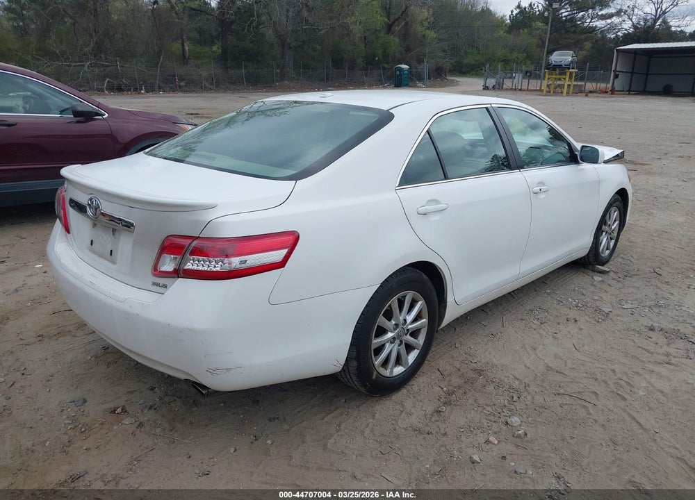2011 TOYOTA CAMRY XLE VIN: 4T1BF3EK4BU757199