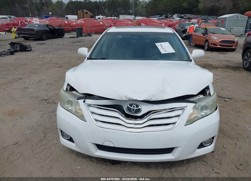 2011 TOYOTA CAMRY XLE VIN: 4T1BF3EK4BU757199