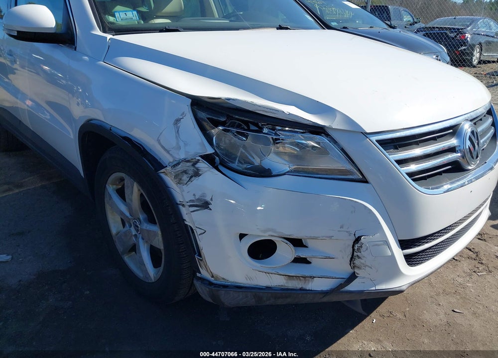 2010 VOLKSWAGEN TIGUAN WOLFSBURG EDITION VIN: WVGBV7AX4AW538161