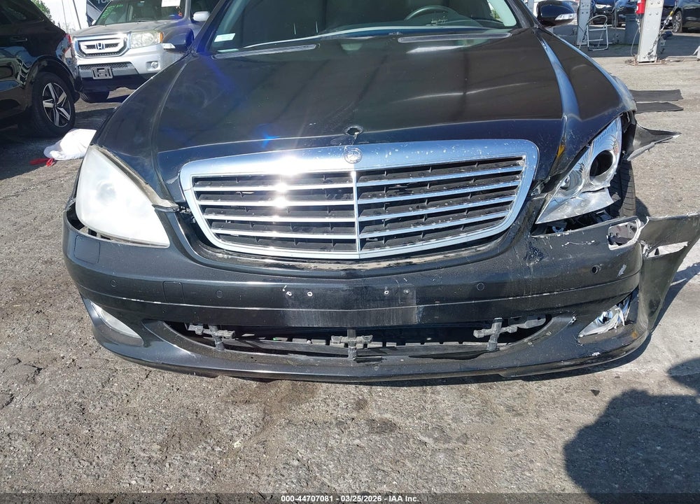 2008 MERCEDES-BENZ S 550 VIN: WDDNG71X58A228626